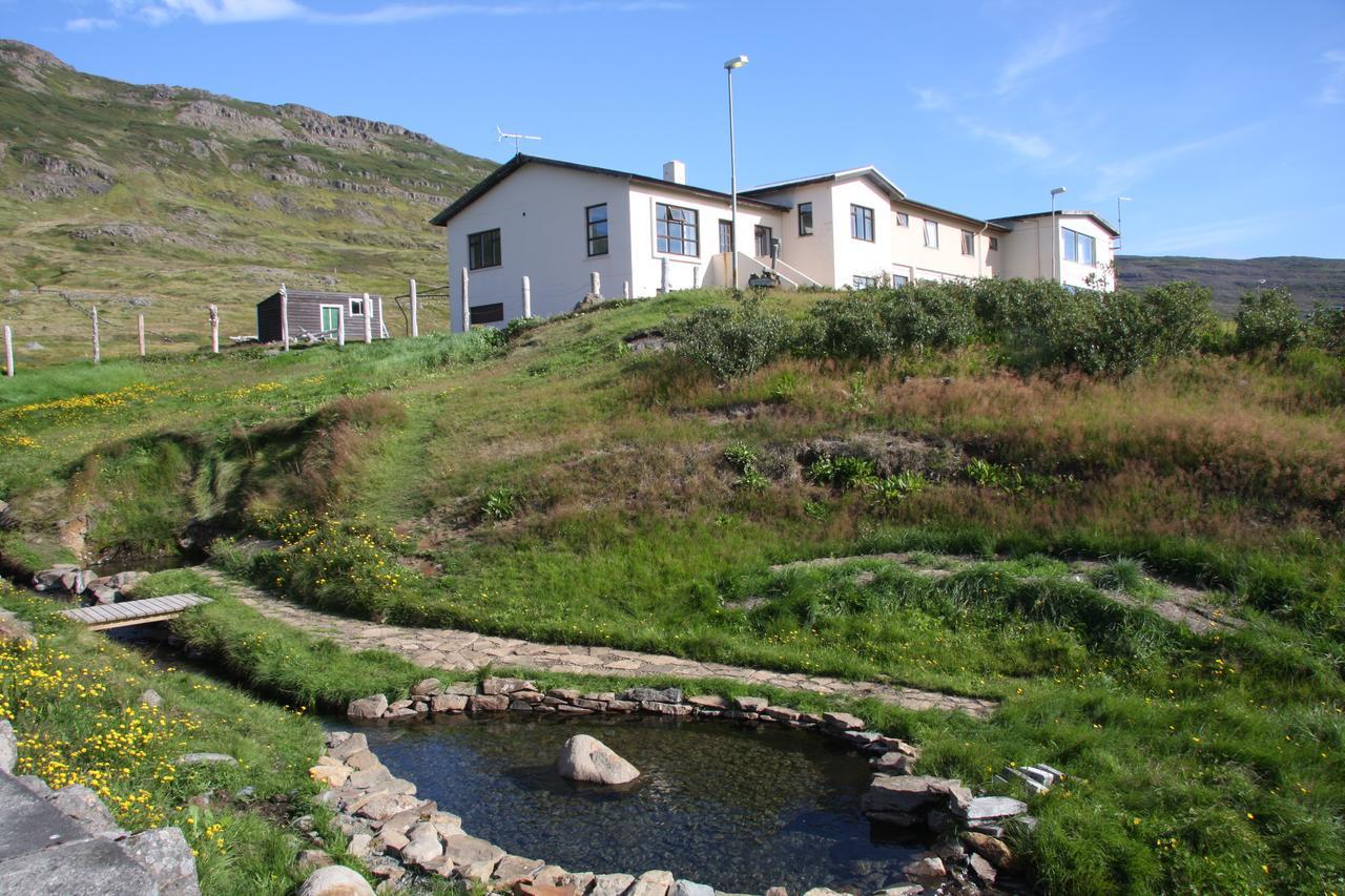 Hotel Laugarholl With Natural Hot Spring Holmavík Εξωτερικό φωτογραφία